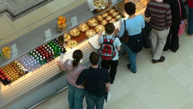 Zorg voor 66cl cola's in je aanbod. Marketingbureau, Oost-Vlaanderen, West-Vlaanderen, online marketingbureau, interim marketing manager, freelance marketeer